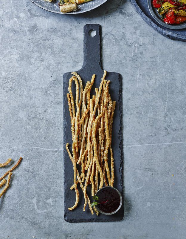 pork scratching straws